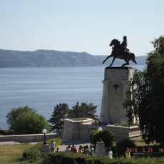 143_Памятник основателю этого поселения