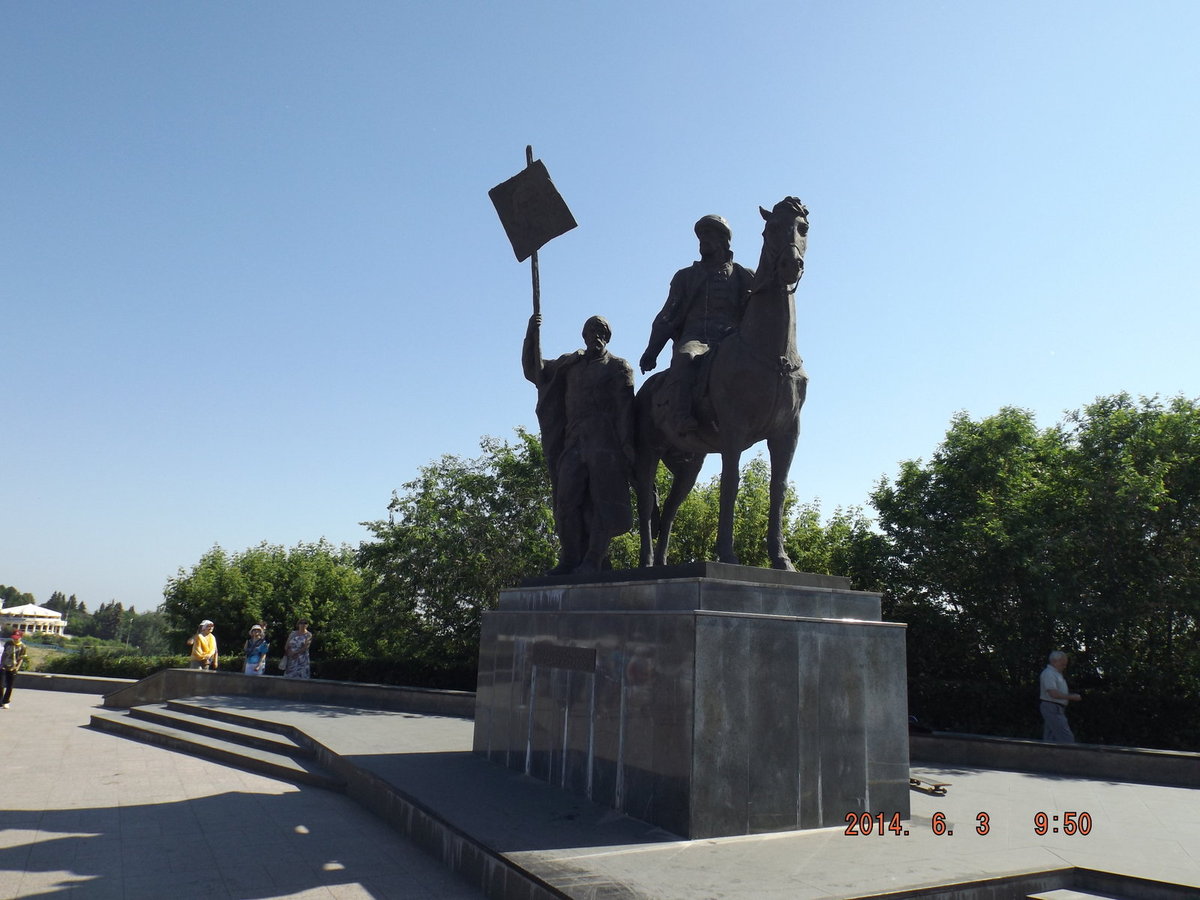 248_Памятник основателю Симбирска