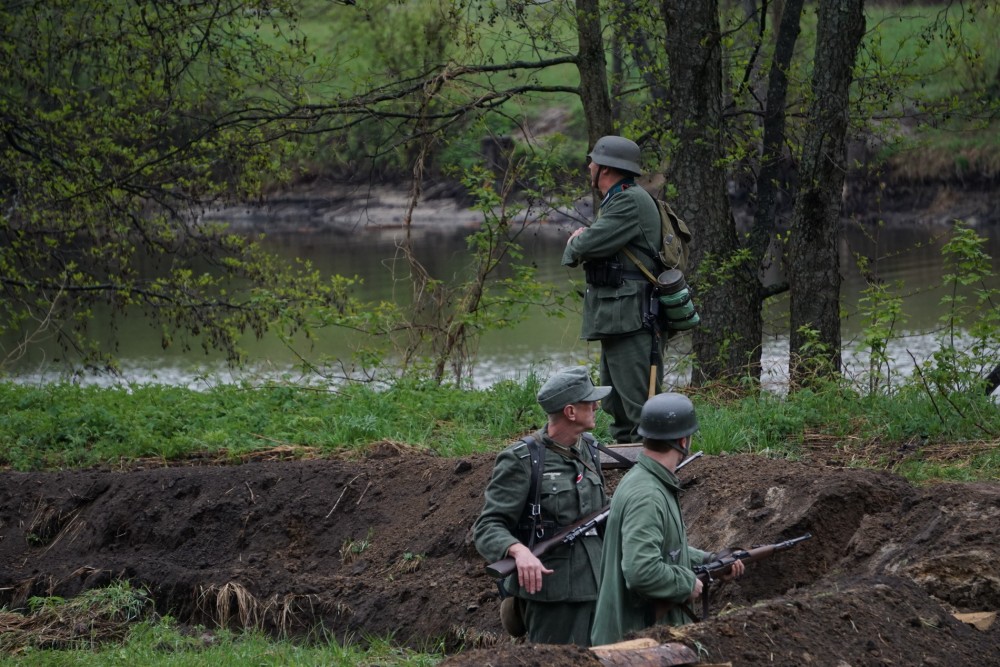 Reconstruction - 192