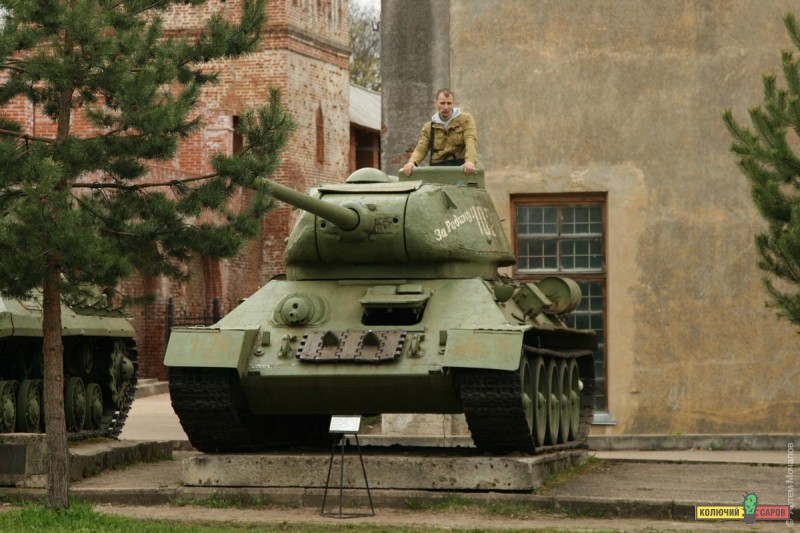 Смоленск танк Т-34-85