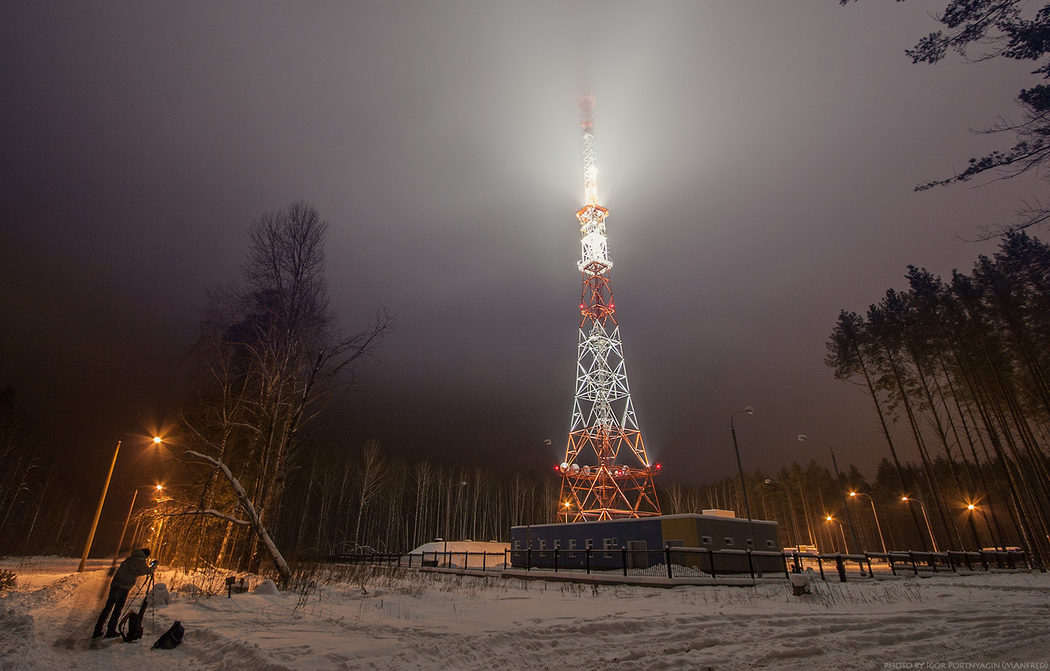 Подсвеченная телевышка - 3