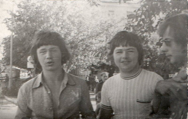 img042