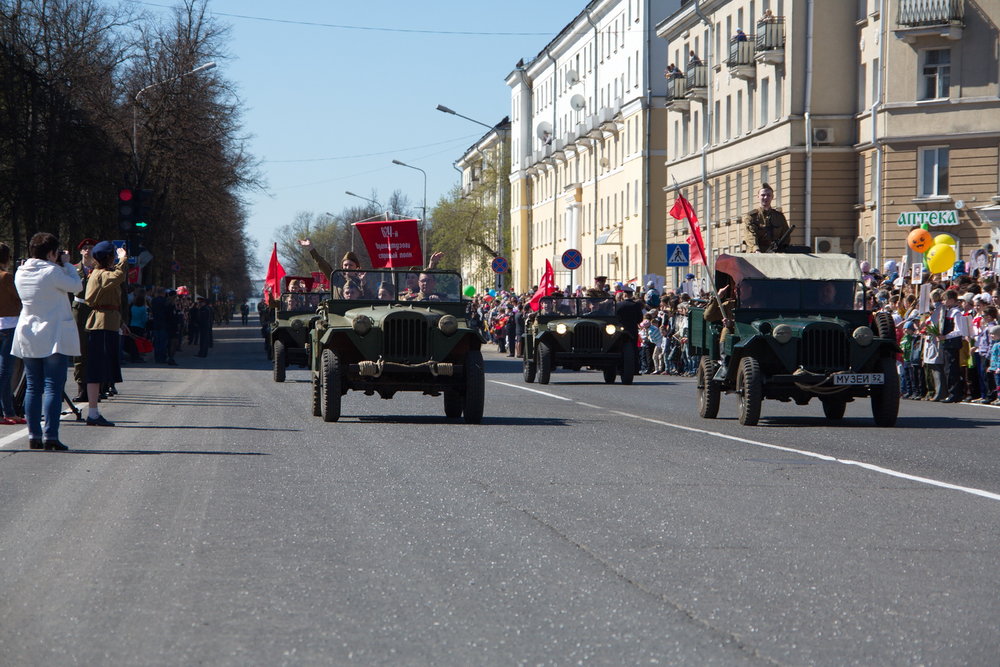 Проезд ретротехники - С. Трусов - 08.jpg