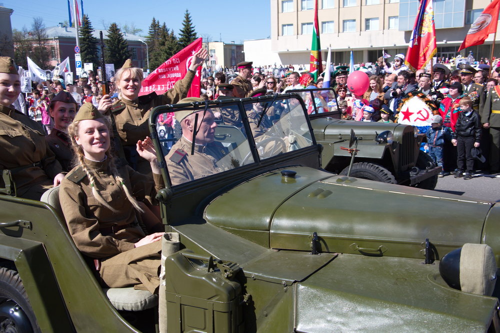 Проезд ретротехники - С. Трусов - 18.jpg