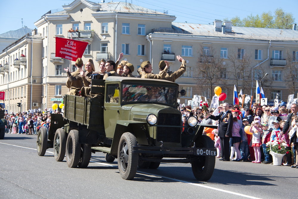 Проезд ретротехники - С. Трусов - 29.jpg