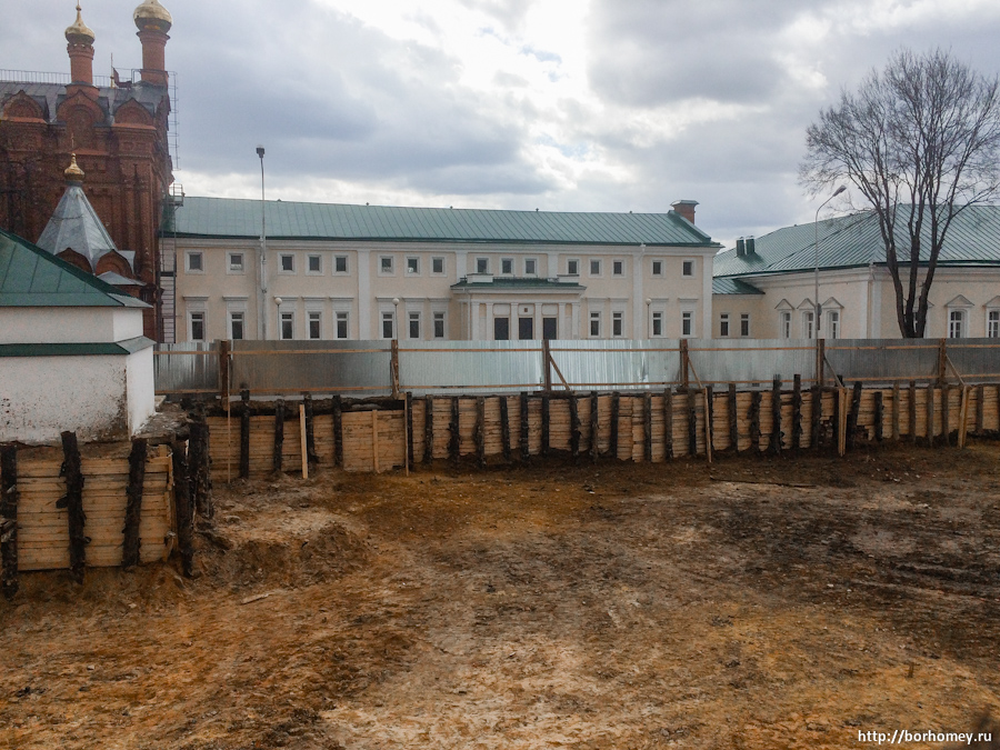 Строительство Успенского собора 06.04.2016 - 1.jpg