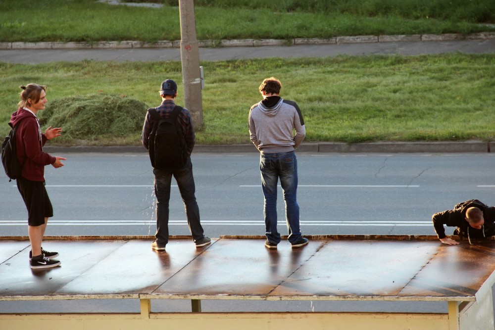 Утро на остановке - 4.jpg