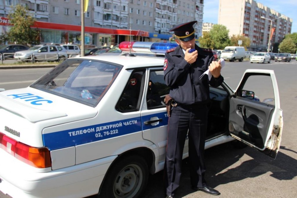 Ломтев зачитывает обращение