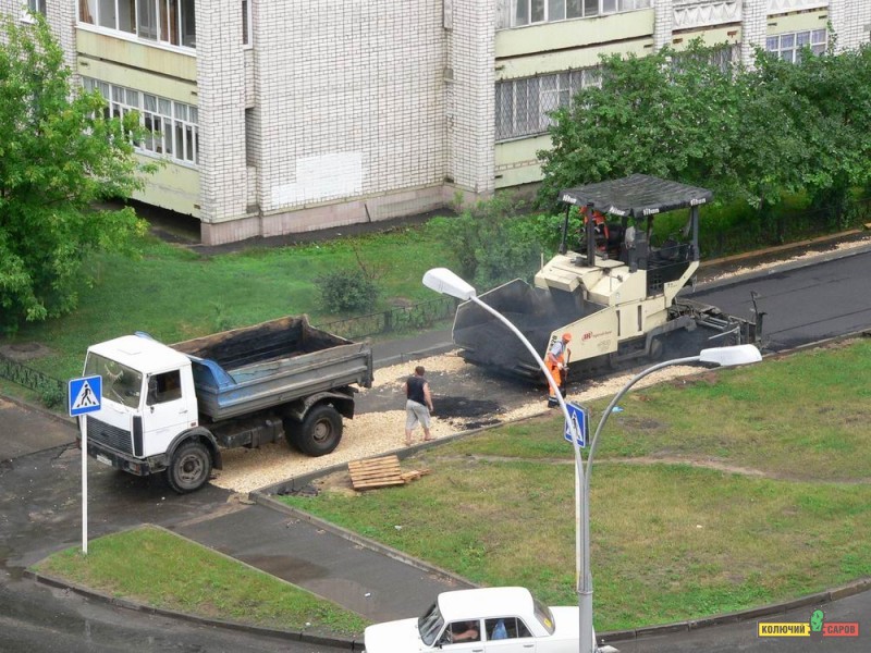 Укладка асфальта на Курчатова-1