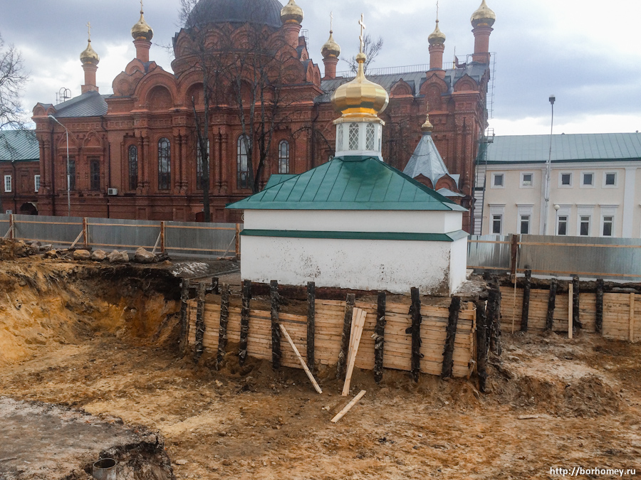 Строительство Успенского собора 06.04.2016 - 2.jpg