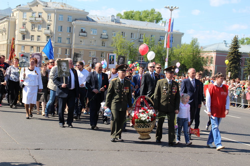 3. Прохождение горожан и Бессмертный полк 19.jpg