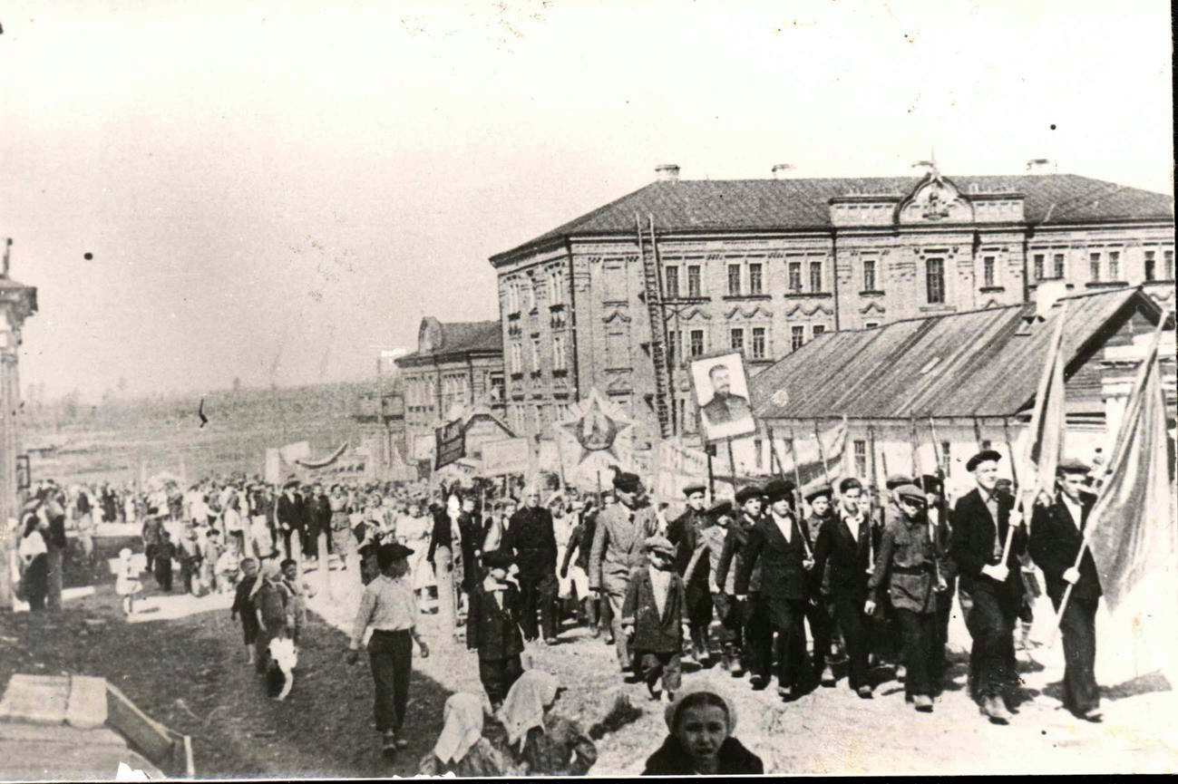1 мая 1943 г. Поселок Саров