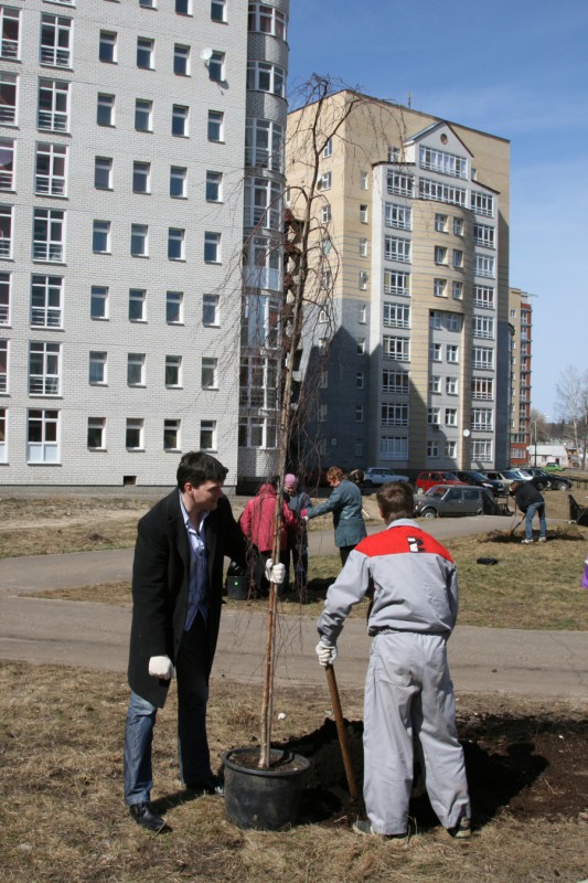 	
	
	

Посадка аллеи в честь 55-летия г.Сарова